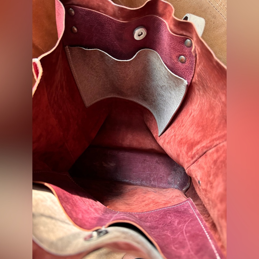 Vintage vibes red maroon brown soft leather tote Toshi minimal designer luxe - Picture 7 of 17
